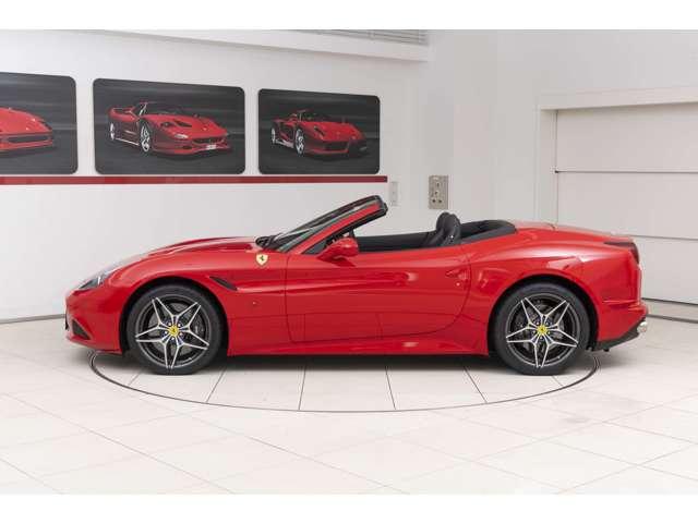 カリフォルニアＴ 　Ｆ１　ＤＣＴ　Ｒｏｓｓｏ　Ｃｏｒｓａ　／　Ｎｅｒｏ　２０インチ鍛造ダイヤモンドホイール　ＬＥＤカーボンハンドル　ドライブレコーダー（18枚目）