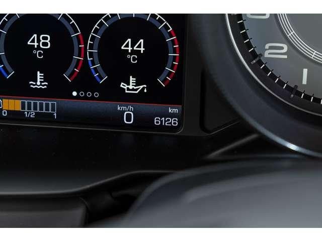 Ｆ８トリブート ベースグレード　Ｆ１　ＤＣＴ　認定中古車　カーボンファイバードライバーゾーン　レーシングシート　シートリフター鍛造ダイヤモンドホイール　シートセンタートリコロール　カーボンダッシュボード　Ｆ１ボタントリコロール（10枚目）