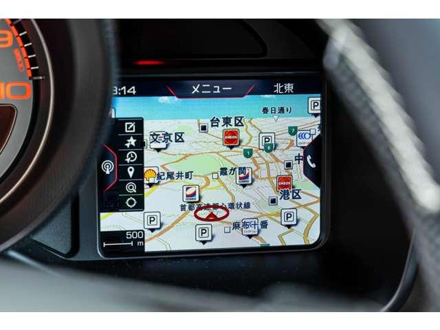 Ｆ８トリブート ベースグレード　Ｆ１　ＤＣＴ　認定中古車　カーボンファイバードライバーゾーン　レーシングシート　シートリフター鍛造ダイヤモンドホイール　シートセンタートリコロール　カーボンダッシュボード　Ｆ１ボタントリコロール（11枚目）