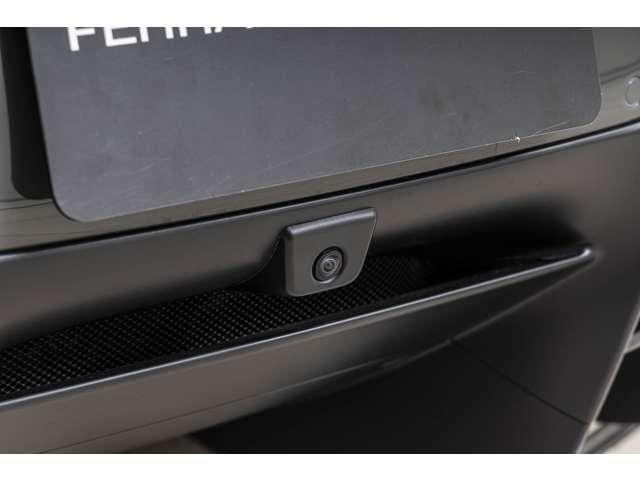 Ｆ８トリブート ベースグレード　Ｆ１　ＤＣＴ　認定中古車　カーボンファイバードライバーゾーン　レーシングシート　シートリフター鍛造ダイヤモンドホイール　シートセンタートリコロール　カーボンダッシュボード　Ｆ１ボタントリコロール（23枚目）