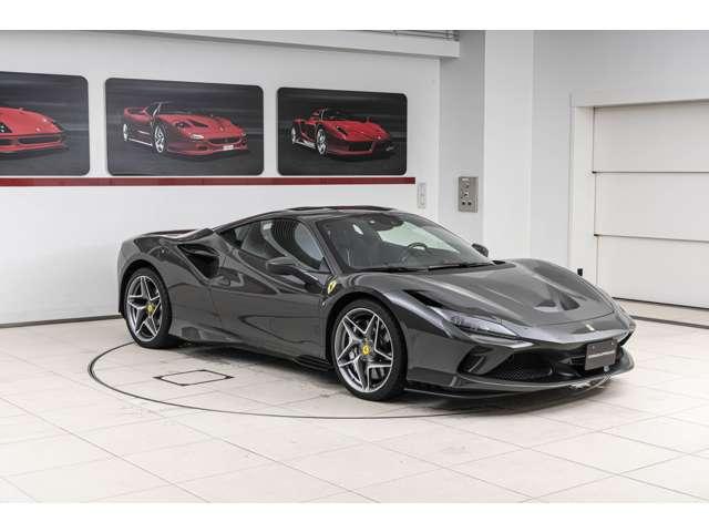 Ｆ８トリブート ベースグレード　Ｆ１　ＤＣＴ　認定中古車　カーボンファイバードライバーゾーン　レーシングシート　シートリフター鍛造ダイヤモンドホイール　シートセンタートリコロール　カーボンダッシュボード　Ｆ１ボタントリコロール（28枚目）