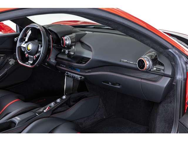 Ｆ８トリブート Ｆ１　ＤＣＴ　Ｒｏｓｓｏ　Ｃｏｒｓａ　／　Ｎｅｒｏ　Ｆ１　ＤＣＴ　Ｒｏｓｓｏ　Ｃｏｒｓａ　／　Ｎｅｒｏ（11枚目）