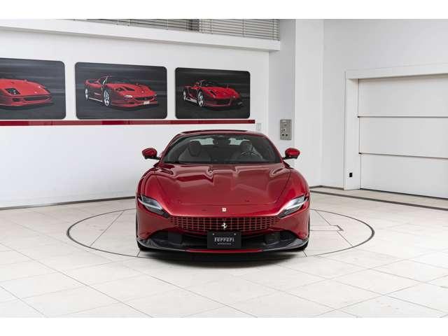 ローマ Ｆ１　ＤＣＴ　Ｒｏｓｓｏ　Ｐｏｒｔｏｆｉｎｏ　認定中古車　左ハンドル　鍛造ダイヤモンドホイールサスペンション／Ａｐｐｌｅ　ＣａｒＰｌａｙ／カーボンアンダードアトリム／カーボンフロントスポイラー／カーボンエクステリアキックプレート／ＯＰ１０２０（30枚目）