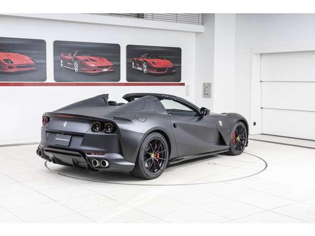 ８１２ＧＴＳ Ｆ１　ＤＣＴ　Ｎｅｒｏ　Ｏｐａｃｏ　／　Ｎｅｒｏ　認定中古車　左ハンドル　コラム７ＡＴ　デイトナスポーツシート　デイトナインサート　レーシングシートリフターアップルカープレイ　フロントサスペンションシート　ステアリングホイールレザー　ＥＴＣ（28枚目）