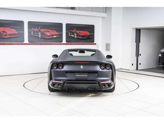 ８１２ＧＴＳ Ｆ１　ＤＣＴ　Ｎｅｒｏ　Ｏｐａｃｏ　／　Ｎｅｒｏ　認定中古車　左ハンドル　コラム７ＡＴ　デイトナスポーツシート　デイトナインサート　レーシングシートリフターアップルカープレイ　フロントサスペンションシート　ステアリングホイールレザー　ＥＴＣ（29枚目）