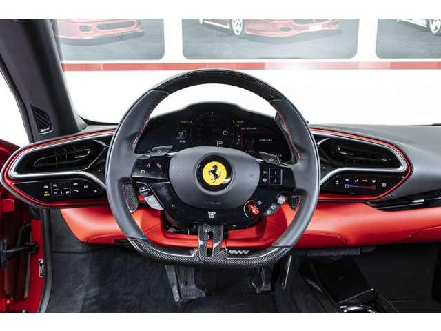 ２９６ＧＴＢ 　Ｆ１　ＤＣＴ　Ｒｏｓｓｏ　Ｆｅｒｒａｒｉ　Ｆ１－７５　Ｏｐａｃｏ／Ｎｅｒｏ　マットグリジオコルサ鍛造ホイール　ブラックエキゾーストパイプカーペットブラックアルカンターラ（7枚目）