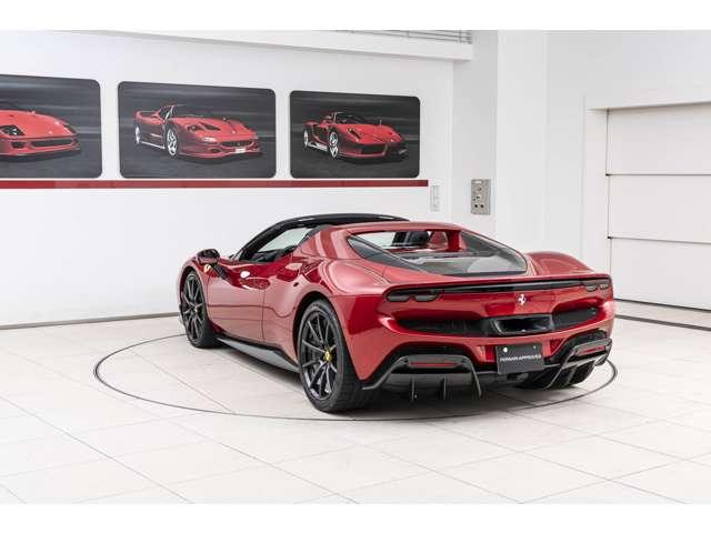 ２９６ＧＴＳ Ｆ１　ＤＣＴ　Ｒｏｓｓｏ　Ｉｍｏｒａ／Ｃｈａｒｃｏａｌ　認定中古車　アップルカープレイ　サラウンドビューカメラ　スペシャルカラーカーボンフロントスポイラー　カーボンサイドスポイラー　カーボンリアディフューザー　サスペンションリフト（30枚目）