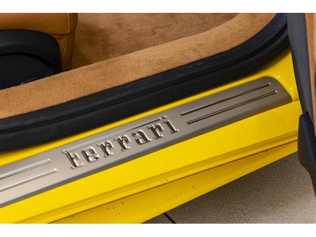 488GTB ベースグレード F1 DCT Giallo Modena/Cuoio(8枚目)