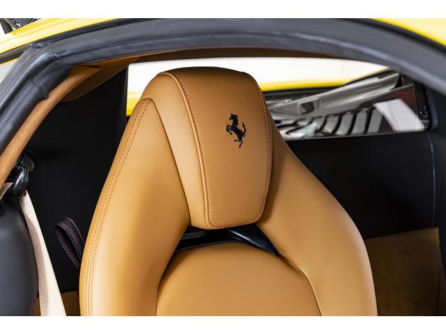 488GTB ベースグレード F1 DCT Giallo Modena/Cuoio(11枚目)