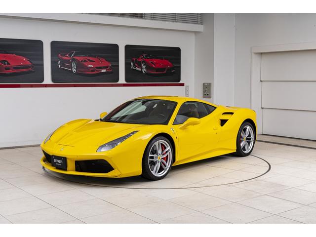 488GTB ベースグレード F1 DCT Giallo Modena/Cuoio(13枚目)