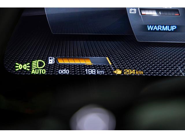 ローマスパイダー Ｆ１　ＤＣＴ　Ｂｌｕ　Ｃｏｒｓａ／Ｂｉａｎｃｏ　マグネライドサスペンション　サラウンドビューカメラ　バックレーダー２０インチ鍛造ダイヤモンドフィニッシュホイール　カーボンＬＥＤステアリング　カーボントンネル（14枚目）