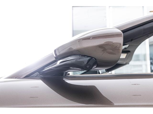 ローマスパイダー Ｆ１　ＤＣＴ　Ｂｒｏｎｚｏ　Ｃａｕｌｅｙ　／　Ｔｏｒｔｏｒａ　アイコニックスペシャルカラー「Ｂｒｏｎｚｏ　Ｃａｕｌｅｙ」　アップルカープレイ外装カーボン発　カーボンＬＥＤステアリング　サラウンドビューカメラ　ブラインドコーナーモニター（23枚目）