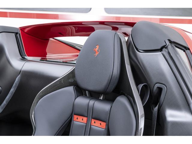 296GTS アセットフィオラノパッケージ F1 DCTT Rosso Imora/Nero(4枚目)