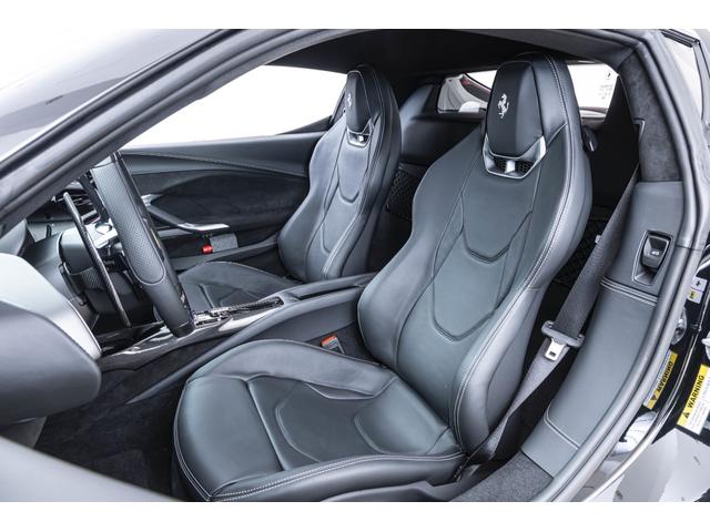 296GTB F1 DCT Nero / Nero チタンホイールボルト、ブラックエキゾーストパイプLEDカーボンステアリング、センタートンネルカーボンファイバー、バックレーダー、ブラックキャリパー(2枚目)