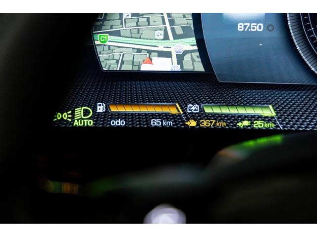 296GTB F1 DCT Nero / Nero チタンホイールボルト、ブラックエキゾーストパイプLEDカーボンステアリング、センタートンネルカーボンファイバー、バックレーダー、ブラックキャリパー(8枚目)