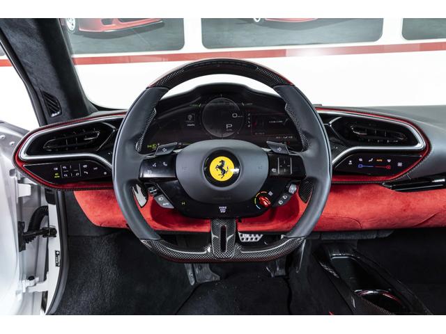 296GTB F1 DCT BiancoCervino Rosso Ferrari OP1166 カーボンファイバーフロントスポイラー カーボンファイバーリアディフューザー カーボンファイバーエンジンルーム カーボンファイバー製コルサレーシングシート(14枚目)