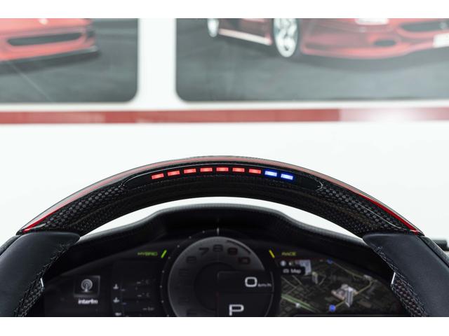 296GTB F1 DCT BiancoCervino Rosso Ferrari OP1166 カーボンファイバーフロントスポイラー カーボンファイバーリアディフューザー カーボンファイバーエンジンルーム カーボンファイバー製コルサレーシングシート(16枚目)