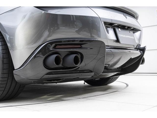 ローマ F1 DCT Grigio Ferro Met/Cuoio 20インチ鍛造ダイヤモンドフィニッシュホイール カーボンLEDステアリングカーボントンネル ベンチレーションシート バックレーダー サラウンドビューカメラ(31枚目)