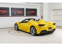Ｆ１　ＤＣＴ　ＧｉａｌｌｏＭｏｄｅｎａ　認定中古車　ゴールドブレーキキャリパー　ＬＥＤカーボンハンドル　カラーシートベルトプレミアムＨＩ－ＦＩシステム　ダッシュボードインサートカーボン　サスペンションリフター　パーキングカメラ（30枚目）