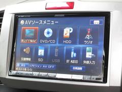 ナビゲーションはアルパインＨＤＤナビ（ＶＩＥ−Ｘ０８８Ｖ）を装着しております。ＡＭ、ＦＭ、ＣＤ、ＤＶＤ再生、Ｂｌｕｅｔｏｏｔｈ、音楽録音再生、フルセグＴＶがご使用いただけます。 5