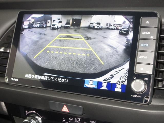 フィット ｅ：ＨＥＶホームブラックスタイル　禁煙車ホンダセンシング純正メモリーナビＢｌｕｅｔｏｏｔｈＥＴＣＲカメラワンオーナー　ＥＳＣ　衝突軽減ブレーキ　１オーナー　ＵＳＢ接続　オートクルーズコントロール　フルオートエアコン　サイドＳＲＳ（5枚目）