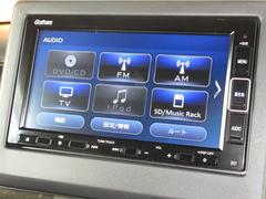 ナビゲーションはギャザズメモリーナビ（ＶＸＭ−２１４ＶＦｉ）を装着しております。ＡＭ、ＦＭ、ＣＤ、ＤＶＤ再生、Ｂｌｕｅｔｏｏｔｈ、音楽録音再生、フルセグＴＶがご使用いただけます。 5