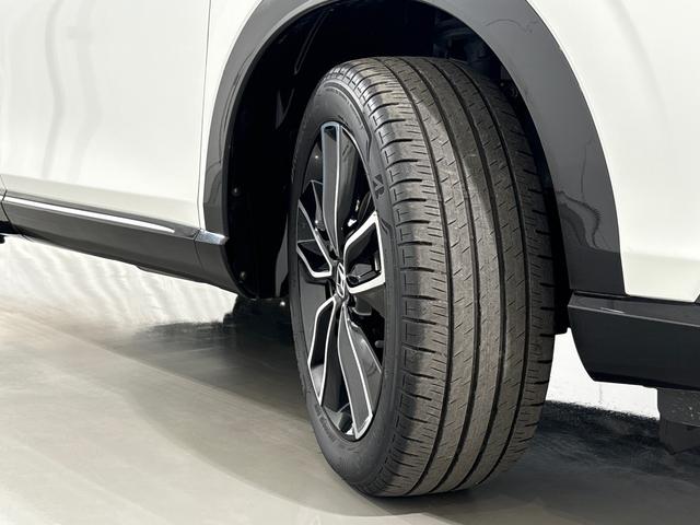 ヴェゼル ｅ：ＨＥＶＺ　純正メモリーナビ　フルセグＴＶ　バックカメラ　前後ドラレコ　ＥＴＣ２．０　サイドカーテンエアバック　シートヒーター　パドルシフト　ハンズフリーアクセスパワーテールゲート　横滑り防止装置　１オナ　スマキ（8枚目）