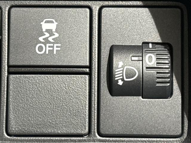 フィット ｅ：ＨＥＶＲＳ　純正メモリーナビ　フルセグＴＶ　バックカメラ　ＥＴＣ２．０　前後ドラレコ　ＬＥＤヘッドライト　ＨｏｎｄａＣＯＮＮＥＣＴ　ホンダセンシング　スマートキー　アルミホイール　横滑り防止装置　エアバッグ　禁煙（24枚目）