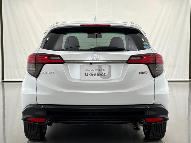ヴェゼル ＲＳ・ホンダセンシング　純正８インチメモリーナビ　ＥＴＣ　ＬＥＤヘッドライト　社外前後ドラレコ　シートヒーター　パドルシフト　ホンダセンシング　衝突軽減ブレーキ　バックカメラ　フルセグＴＶ　ＤＶＤ再生　ＣＤ再生　盗難防止（19枚目）