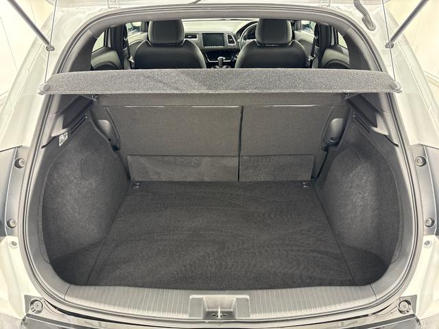 ヴェゼル ＲＳ・ホンダセンシング　純正８インチメモリーナビ　ＥＴＣ　ＬＥＤヘッドライト　社外前後ドラレコ　シートヒーター　パドルシフト　ホンダセンシング　衝突軽減ブレーキ　バックカメラ　フルセグＴＶ　ＤＶＤ再生　ＣＤ再生　盗難防止（46枚目）