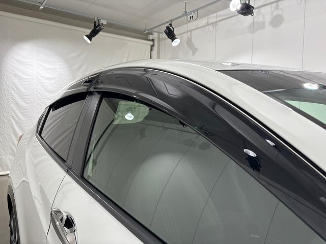 ヴェゼル ＲＳ・ホンダセンシング　純正８インチメモリーナビ　ＥＴＣ　ＬＥＤヘッドライト　社外前後ドラレコ　シートヒーター　パドルシフト　ホンダセンシング　衝突軽減ブレーキ　バックカメラ　フルセグＴＶ　ＤＶＤ再生　ＣＤ再生　盗難防止（50枚目）