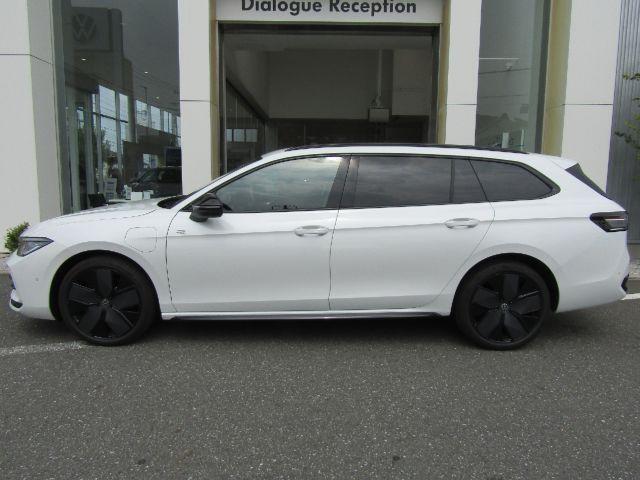 パサート eハイブリッド Rライン 当店DEMO車 Discover レザーシート DCCPRO PHEV シートヒーター シートベンチレーション ステアリングヒーター(5枚目)