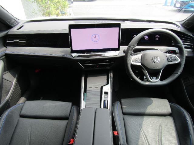 パサート eハイブリッド Rライン 当店DEMO車 Discover レザーシート DCCPRO PHEV シートヒーター シートベンチレーション ステアリングヒーター(10枚目)