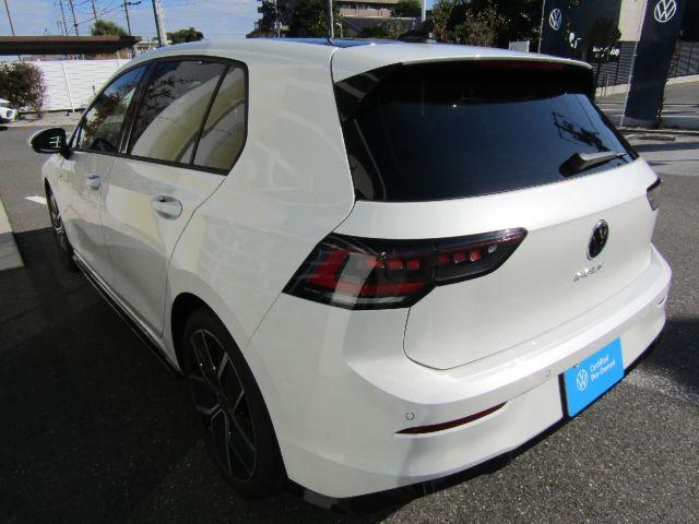 ゴルフ ＴＤＩ　Ｒライン　当店元試乗車　レザーシート　アラウンドビューモニター（8枚目）