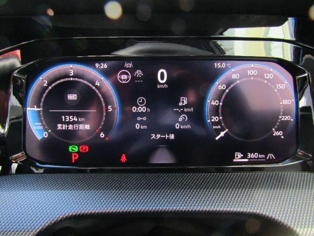 ゴルフ ＴＤＩ　Ｒライン　当店元試乗車　レザーシート　アラウンドビューモニター（11枚目）