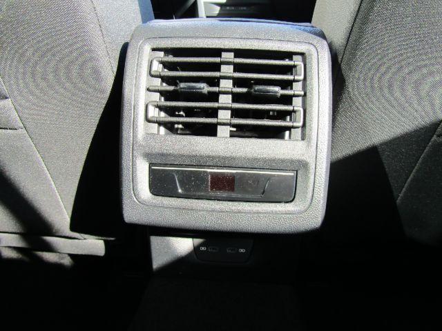 ゴルフヴァリアント ｅＴＳＩ　アクティブ（27枚目）