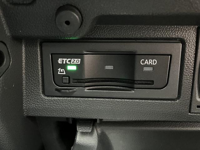 ポロ ＴＳＩスタイル　ＳＳＤカーナビ　ＥＴＣ　アダプティブクルーズコントロール　障害物センサー　駐車支援システム　リアビューカメラ　ブレーキアシスト　エマージェンシーストップシグナル　レーンキープアシストシステム（28枚目）