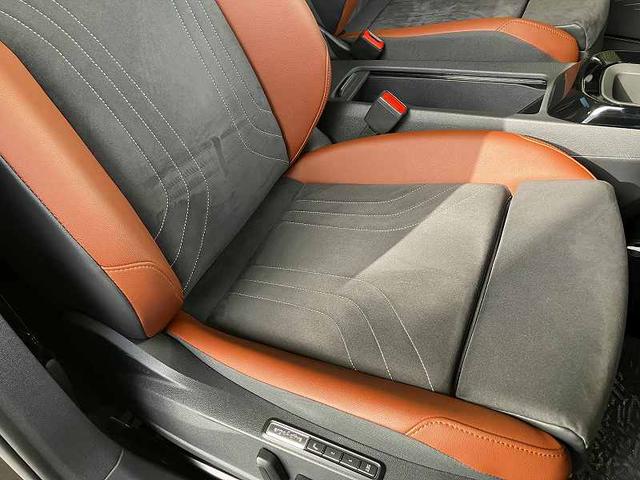 ＩＤ．４ プロ　ＤＥＭＯ　ＣＡＲ　ＥＴＣ　本革シート　アラウンドビューカメラ　ドライバー疲労検知システム　レーンチェンジアシストシステム　シートヒーター　ＬＥＤマトリックスヘッドライト　アルミホイール（２０インチ）（16枚目）