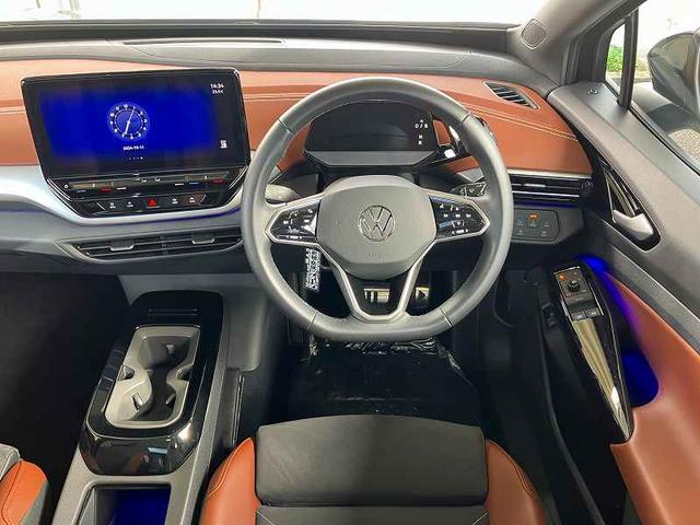 ＩＤ．４ プロ　ＤＥＭＯ　ＣＡＲ　ＥＴＣ　本革シート　アラウンドビューカメラ　ドライバー疲労検知システム　レーンチェンジアシストシステム　シートヒーター　ＬＥＤマトリックスヘッドライト　アルミホイール（２０インチ）（23枚目）
