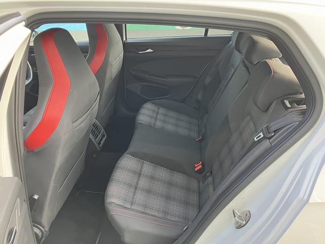 ゴルフGTI ベースグレード oneowner(11枚目)