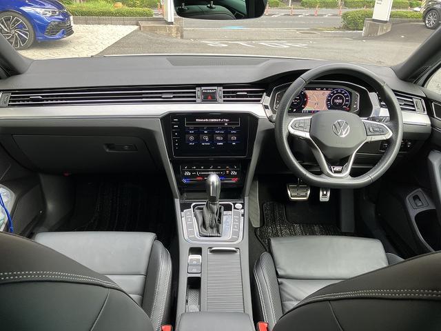 パサートヴァリアント TDI Rライン DEMO CAR(2枚目)