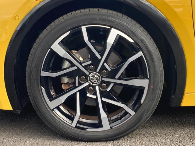 プリウス Z ワンオーナー・12.3インチディスプレイオーディオ・地デジ・BTオーディオ・マルチビューM・パノラマルーフ・純正デジタルインナーミラー・ビルトインETC・パワーシート・パワーバックドア・19インチAW(20枚目)