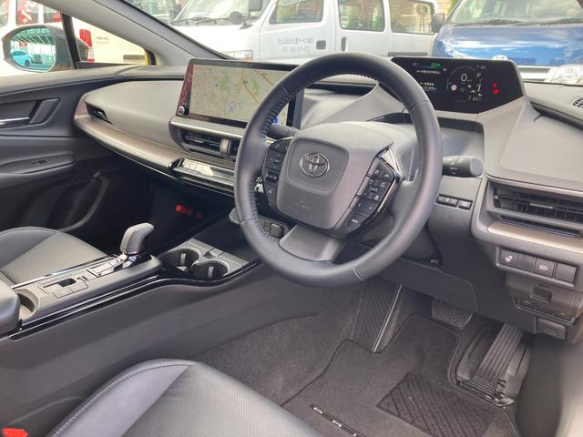 プリウス Z ワンオーナー・12.3インチディスプレイオーディオ・地デジ・BTオーディオ・マルチビューM・パノラマルーフ・純正デジタルインナーミラー・ビルトインETC・パワーシート・パワーバックドア・19インチAW(21枚目)