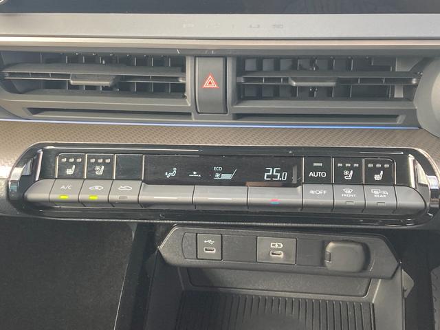 プリウス Z ワンオーナー・12.3インチディスプレイオーディオ・地デジ・BTオーディオ・マルチビューM・パノラマルーフ・純正デジタルインナーミラー・ビルトインETC・パワーシート・パワーバックドア・19インチAW(25枚目)