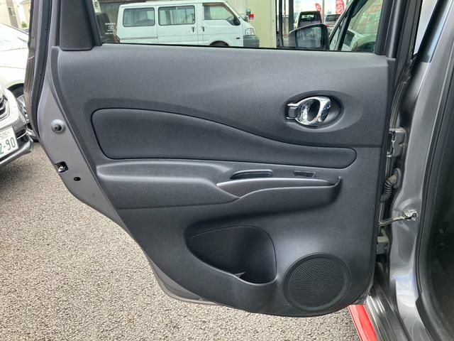 ノート ニスモ　Ｓ　ワンオーナー　走行２万５千キロ台　５速マニュアル　前左右純正レカロシート　オーテックマフラー　ＬＥＤヘッド　アルパインＳＤナビ・７００Ｗ　フルセグ　Ｂガイドモニター　前後ドライブレコーダー　ＥＴＣ（31枚目）