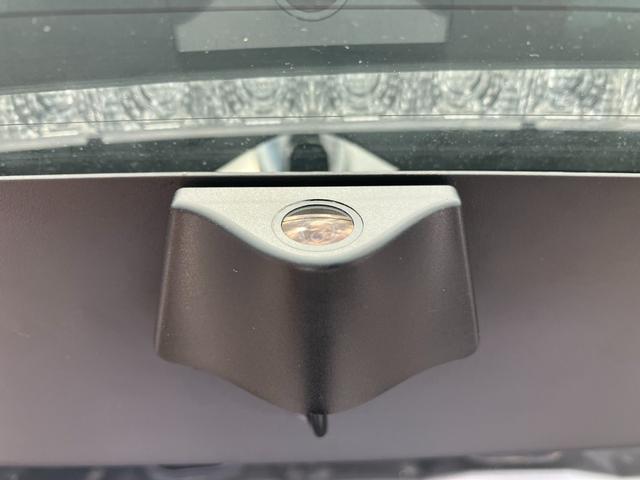 ノート ニスモ　Ｓ　ワンオーナー　走行２万５千キロ台　５速マニュアル　前左右純正レカロシート　オーテックマフラー　ＬＥＤヘッド　アルパインＳＤナビ・７００Ｗ　フルセグ　Ｂガイドモニター　前後ドライブレコーダー　ＥＴＣ（34枚目）