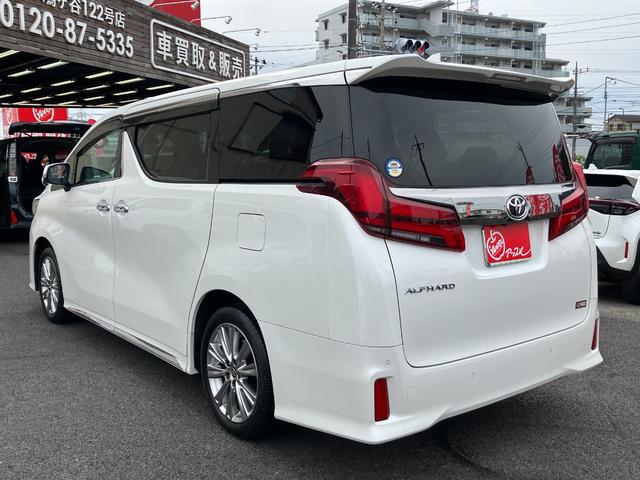 アルファード 2.5S タイプゴールド セーフティセンス 両側パワスラ パワーバックドア 三眼LEDヘッドライト 純正ナビ フルセグ Bガイドモニター 後席フリップダウンモニター ナビ連動ビルトインETC 2列目左右オットマン 純正18AW(5枚目)