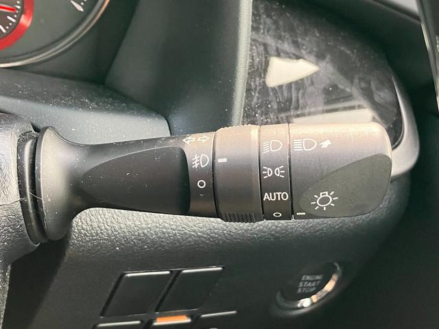 アルファード 2.5S タイプゴールド セーフティセンス 両側パワスラ パワーバックドア 三眼LEDヘッドライト 純正ナビ フルセグ Bガイドモニター 後席フリップダウンモニター ナビ連動ビルトインETC 2列目左右オットマン 純正18AW(15枚目)