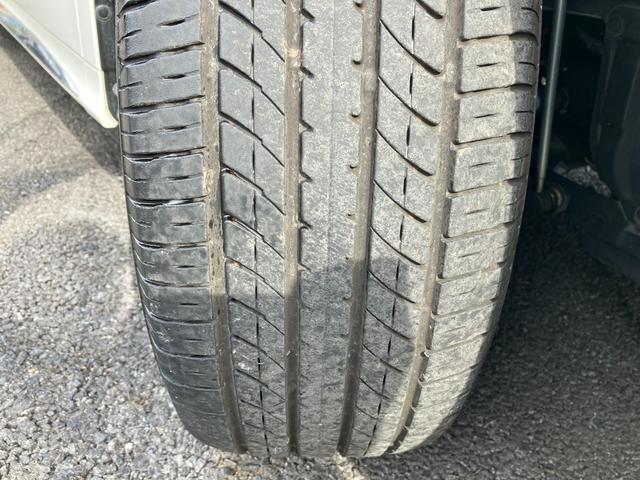 アルファード 2.5S タイプゴールド セーフティセンス 両側パワスラ パワーバックドア 三眼LEDヘッドライト 純正ナビ フルセグ Bガイドモニター 後席フリップダウンモニター ナビ連動ビルトインETC 2列目左右オットマン 純正18AW(67枚目)