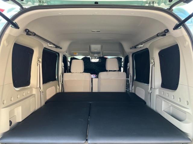 エブリイワゴン ＰＺターボスペシャル　ハイルーフ　両側パワスラ　純正ナビ　フルセグ　Ｂガイドモニター　ＥＴＣ　オートステップ　ＨＩＤライト　セーフティサポート　リヤベッドキット　オートライト　オート電格ウインカーミラー　プッシュスタート（15枚目）